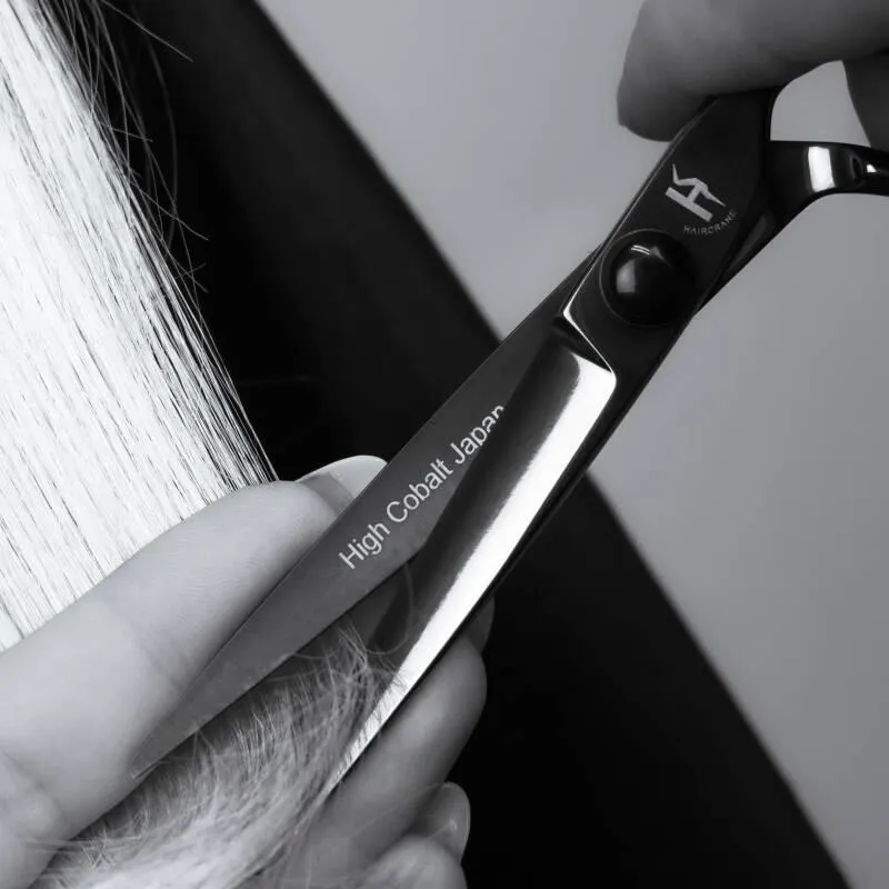 Haircrane Friseurschere Anwendung 3