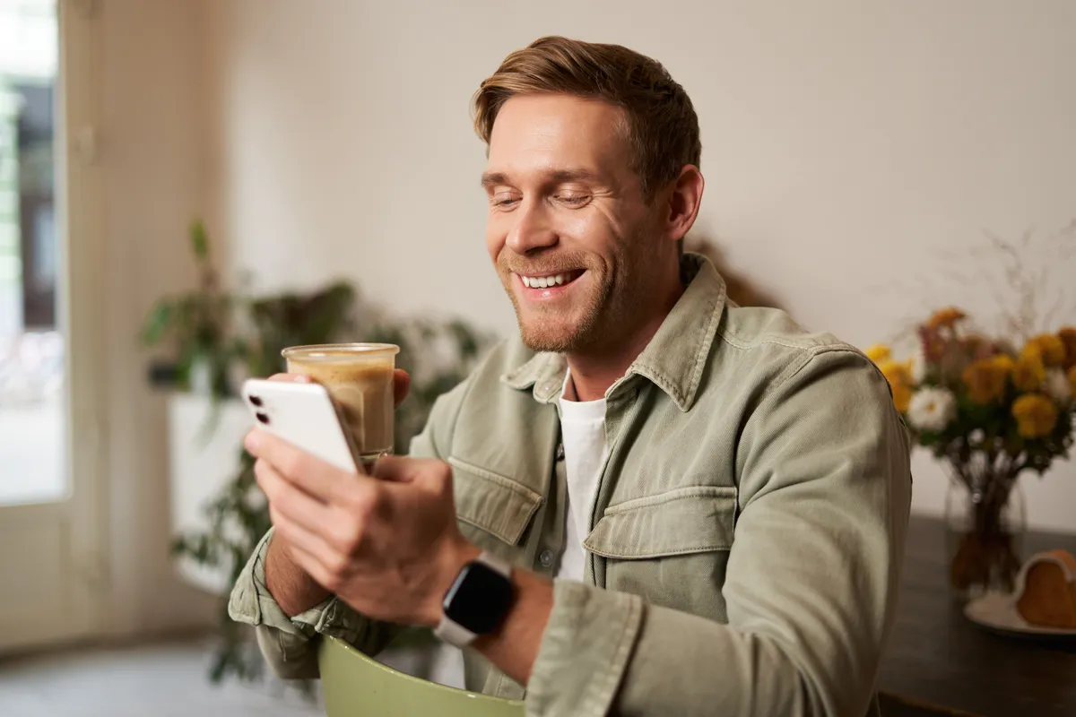Someone receiving a sale notification on their phone