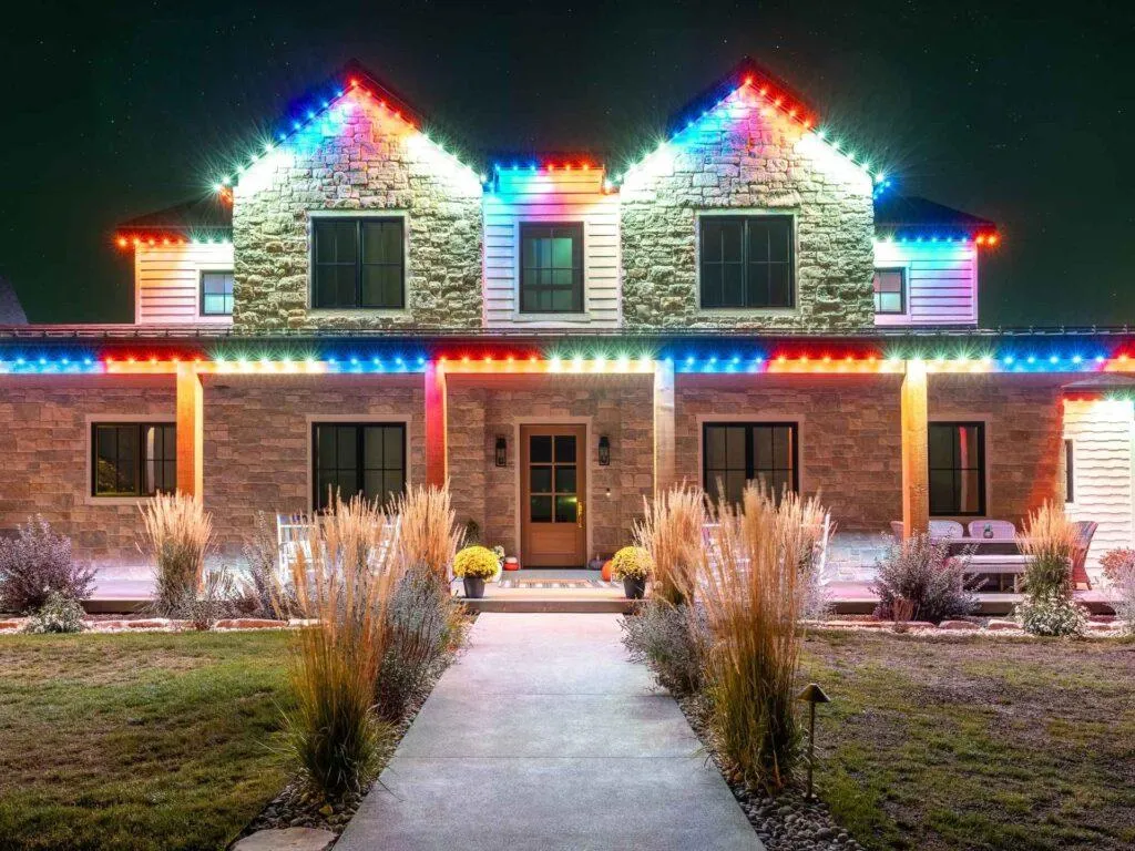 Permanent Holiday Lighting