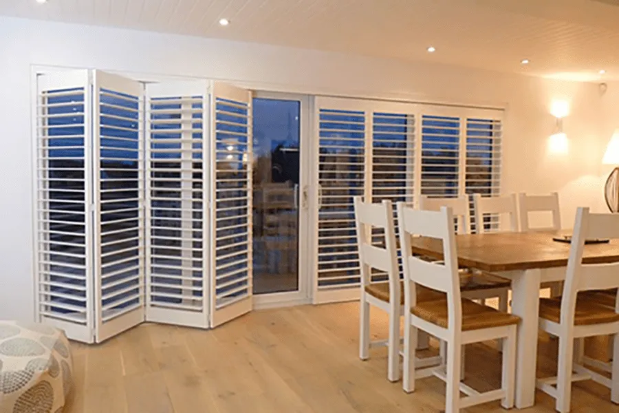 Cafe-Shutters