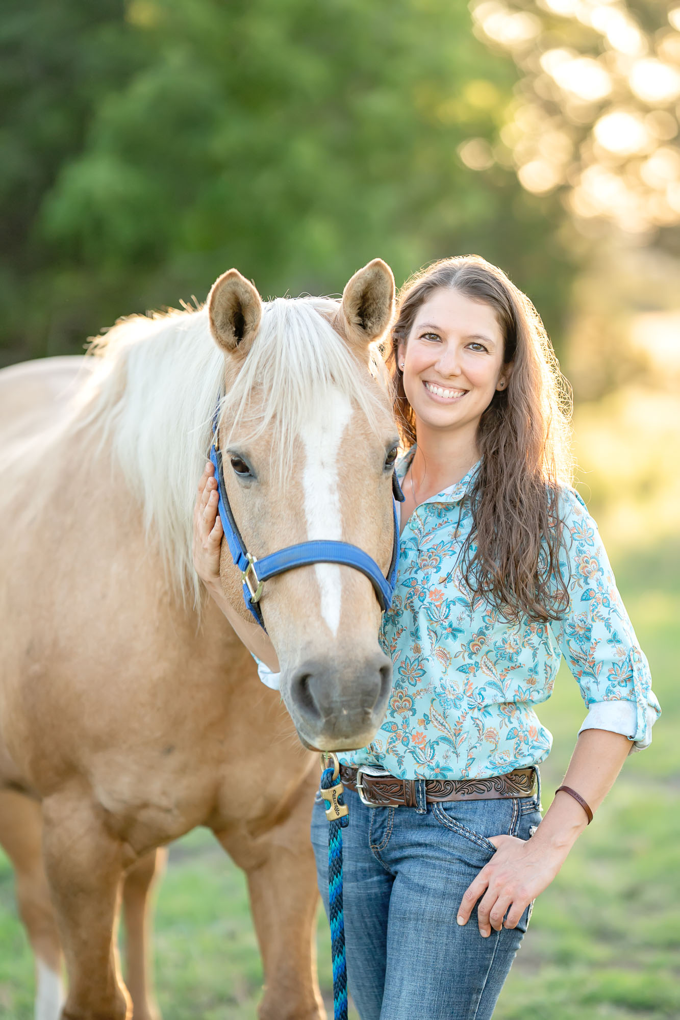 Western performance horse in training