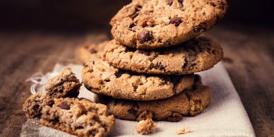 Custom Cookies, Cakes & Pie