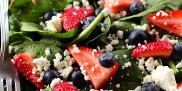 Summer Salad with mixed Greens