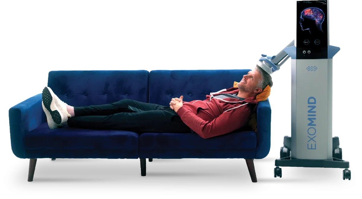 Patient using Exomind device