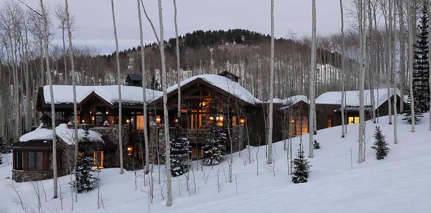 AspenAire Property Management Lodge in Winter