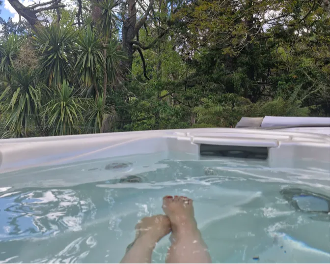 Gallery image of the hot tub