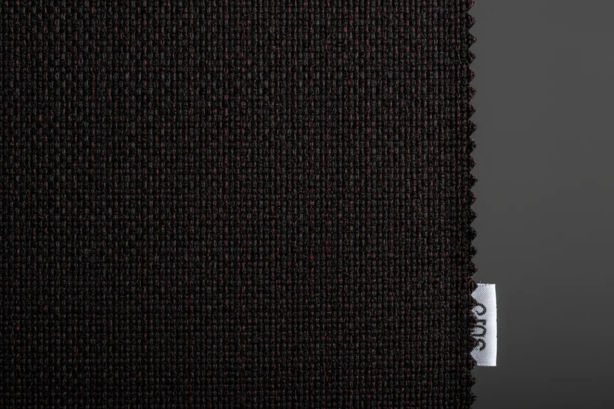 Fire-retardant curtain fabric with compliance certification label