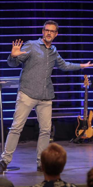 Bill Preaching