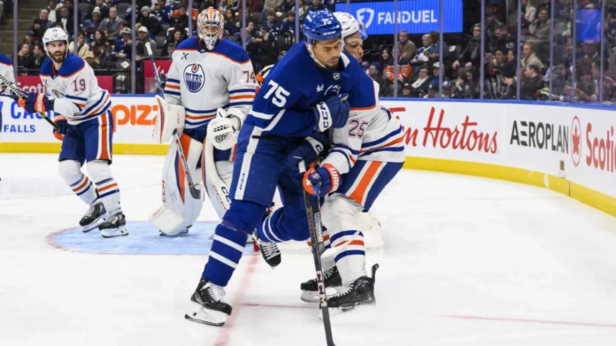 Mastering Body Contact in Hockey