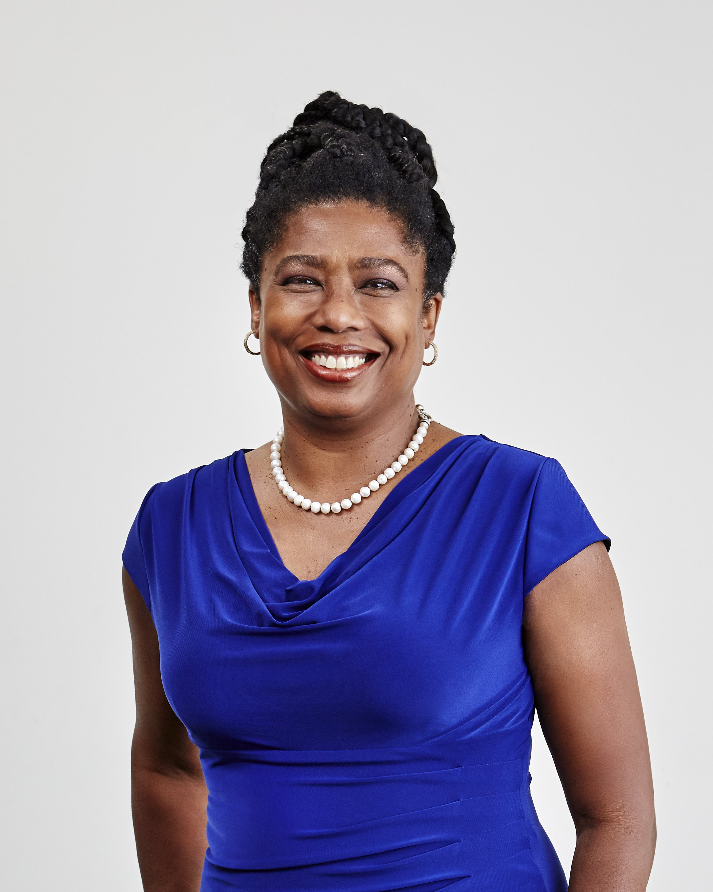 Dr Simone Aybar