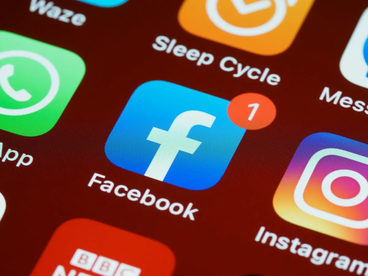 Why Financial Facebook Lead Forms Have Low Completion Rates