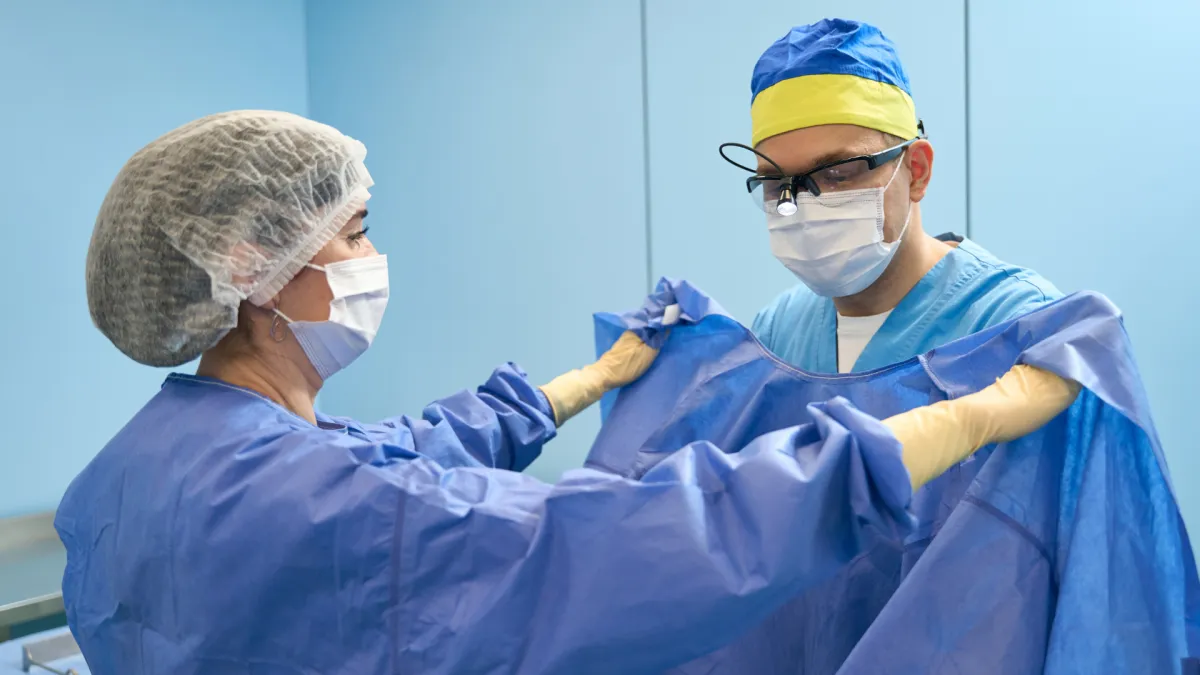Leading spine surgeon Plano Texas for kyphoplasty procedures