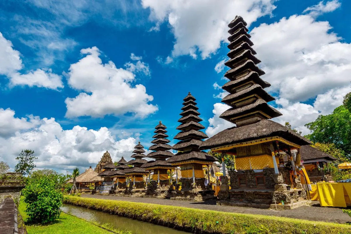 Bali Tourism Is Surging: What the Data Says—and What It Means for Investors