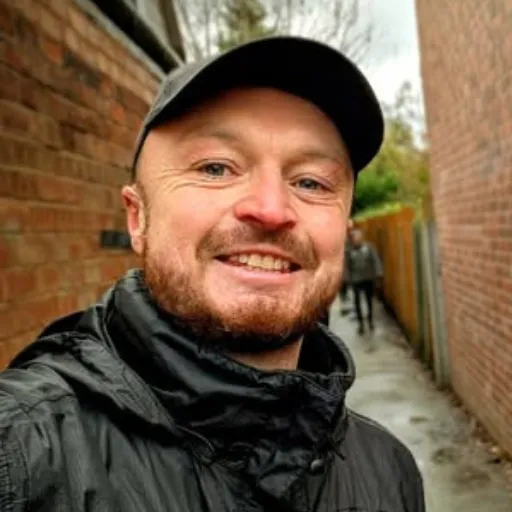 Danny Smith, the man behind Men Walking and Talking