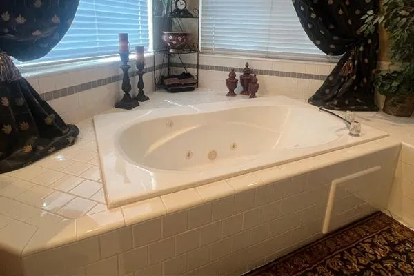 Safety Bath Tub
