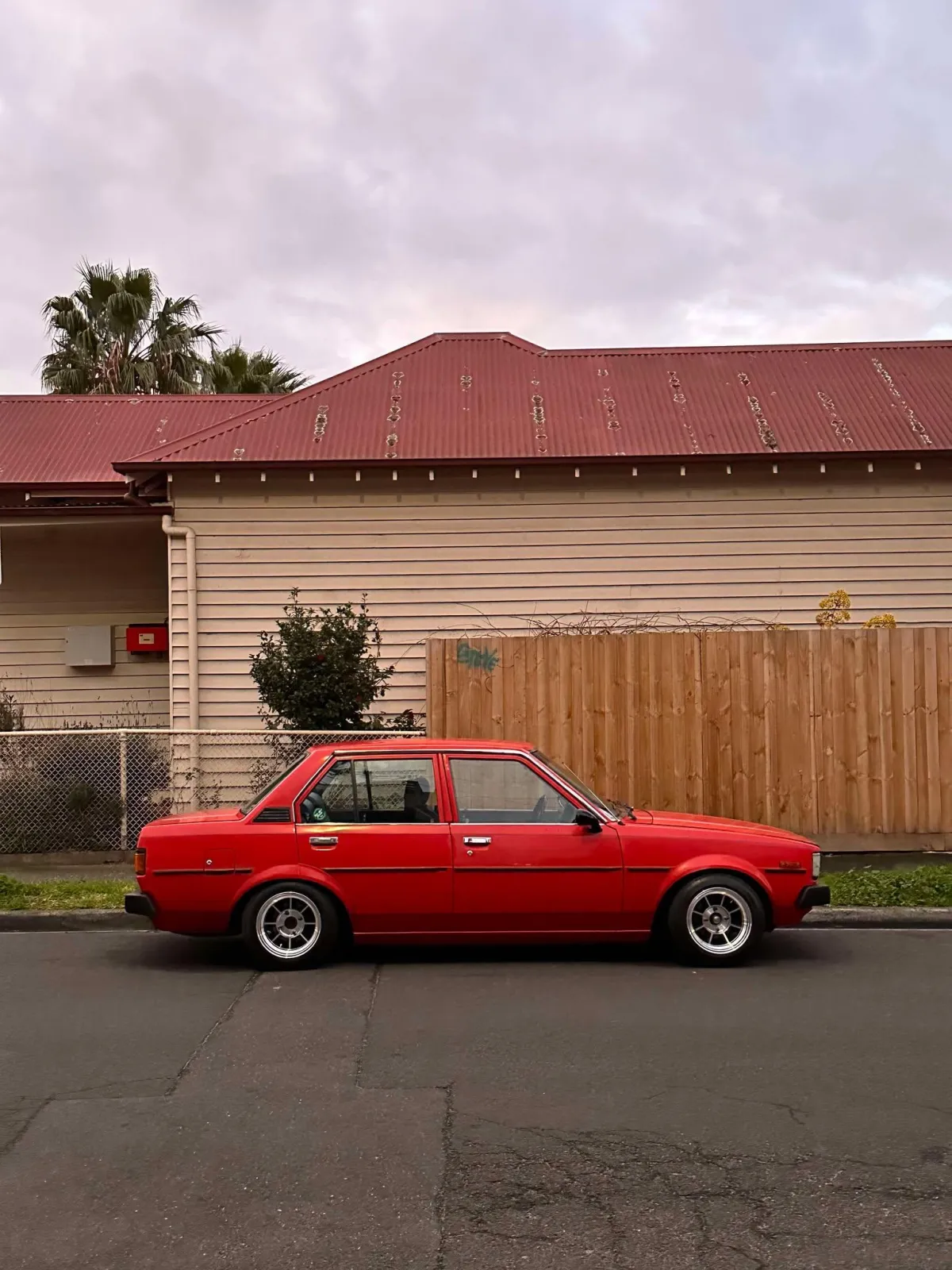 red ke70 toyota corolla
