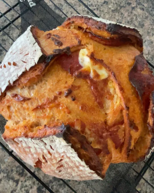 Artisan Pepperoni Pizza Sourdough Bread (Stuffed With Mozzarella & Pepperoni)