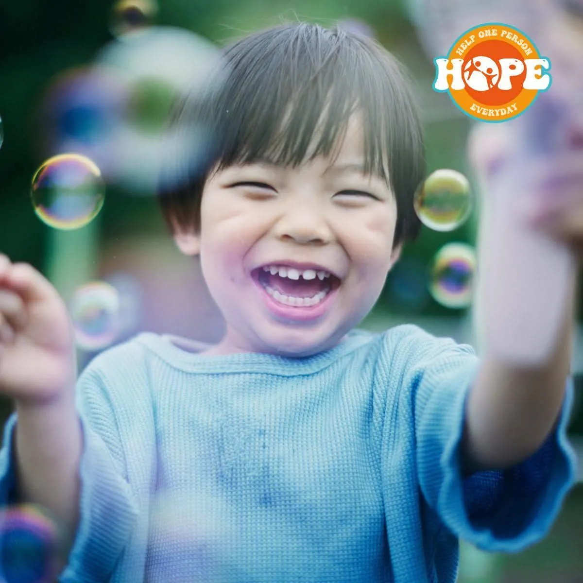 Raising Hopeful Kids: Teaching the Next Generation to Help One Person Every Day
