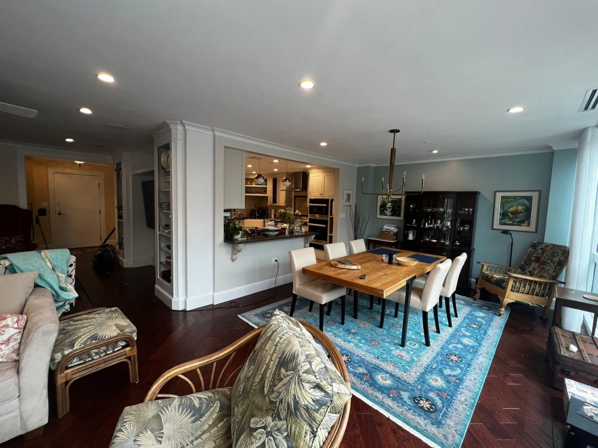 Dining room paint colors: Inviting & elegant choice