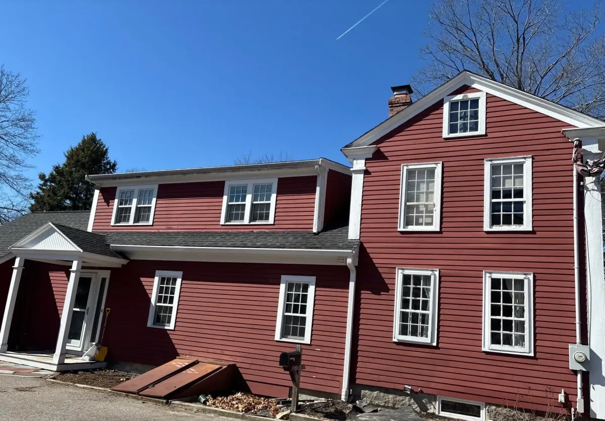 Best Exterior Paint for Hot Weather | Long-Lasting Color & Durability