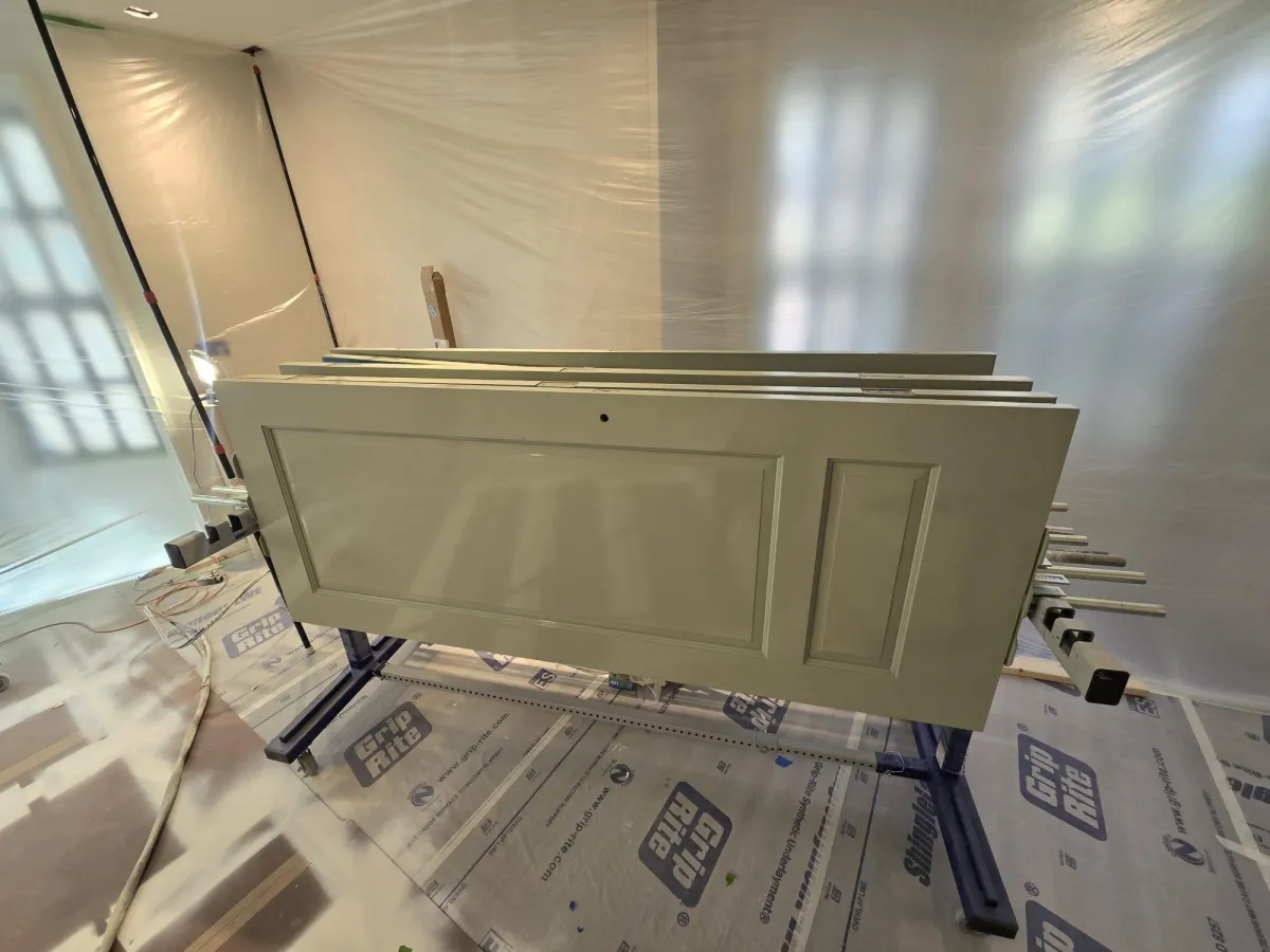 How much does it cost to paint a door frame