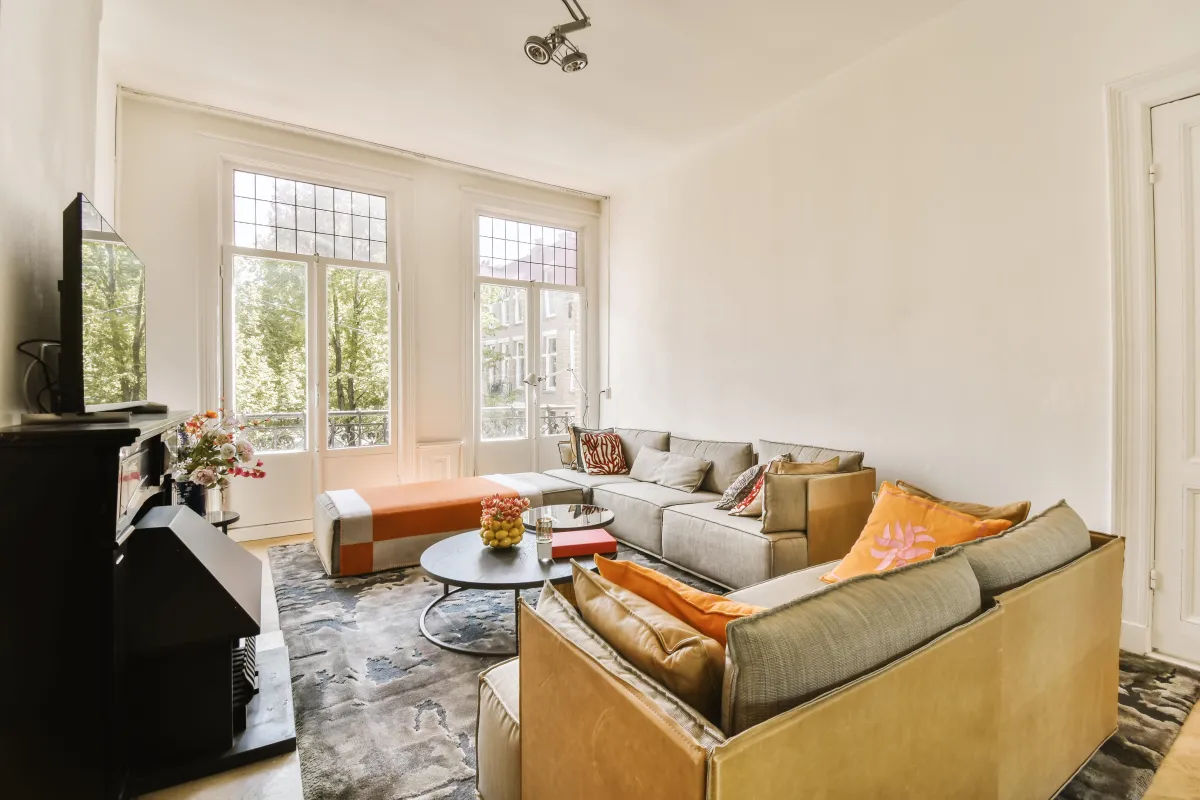 Small Living Room Paint Ideas: Colors & Design Tips