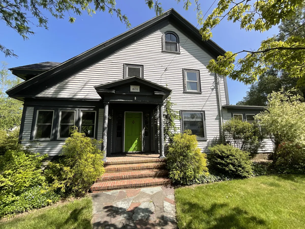 House Painter in Holliston, MA – Masterpiece Painter