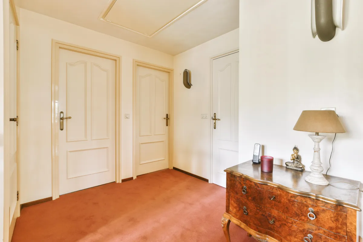 What Color Should You Paint Interior Doors? Ideas & Trends