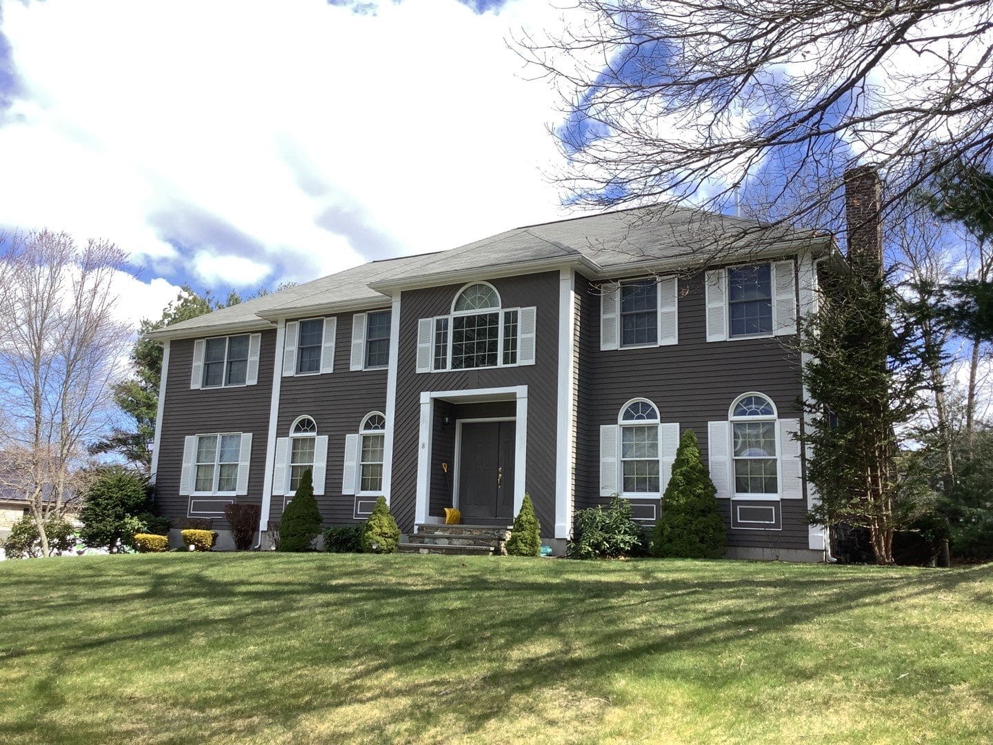 Two tone exterior house paint ideas