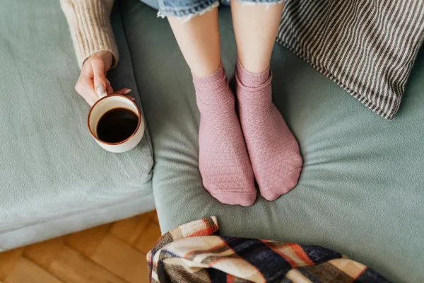 Winter Foot Care Tips to Keep Feet Warm, Dry, and Healthy