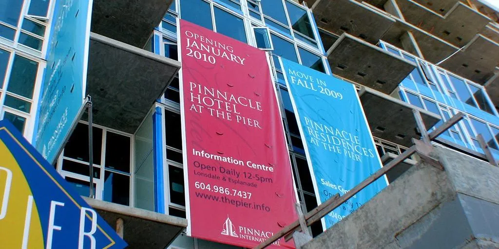 Wide Format Printing in Burnaby & Vancouver: Materials, Methods & Expert Tips