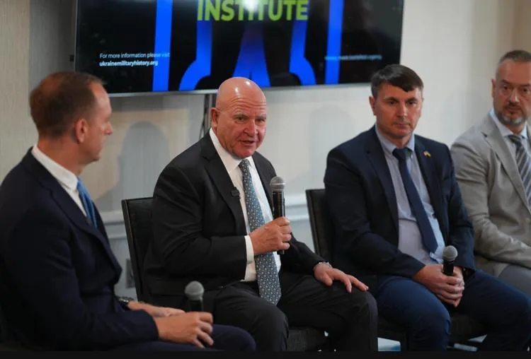  Strengthening International Ties: Supporting Our Ukrainian Heroes