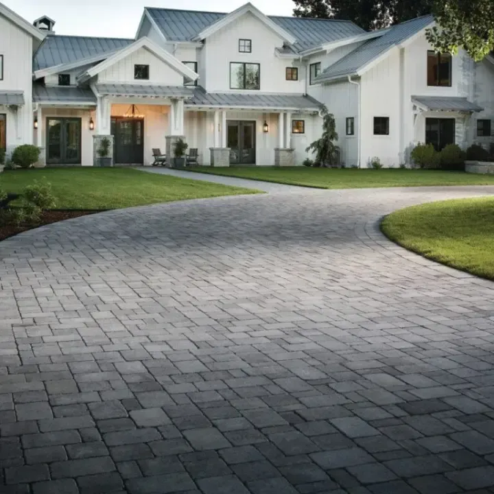 Circle driveway pavers Tampa