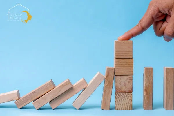 Symbolizing Leadership Or control In Crisis Business