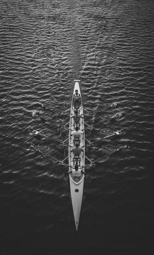 All rowing together