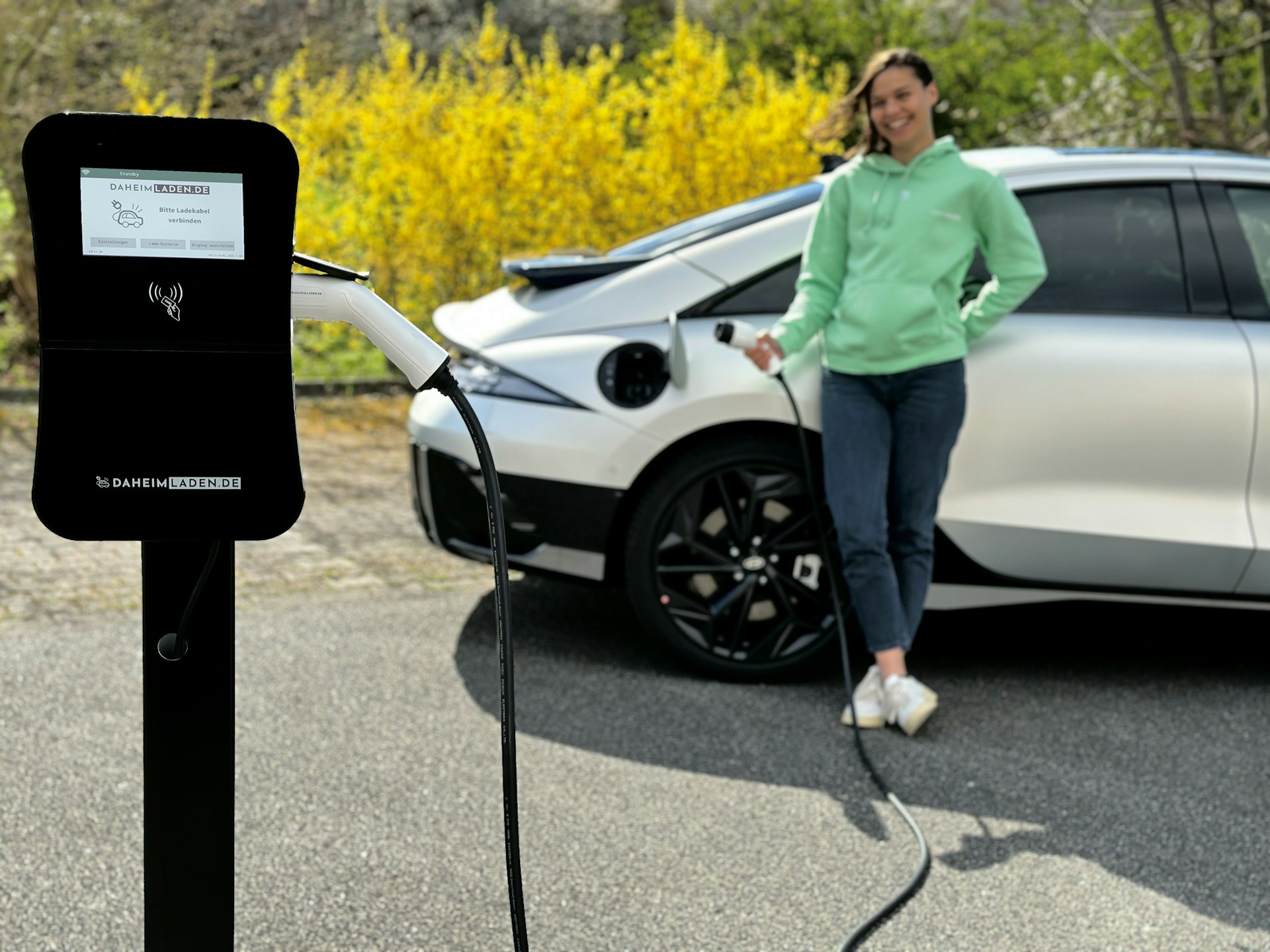 Integrating Solar Power with EV Charging Stations: Benefits for BC Properties