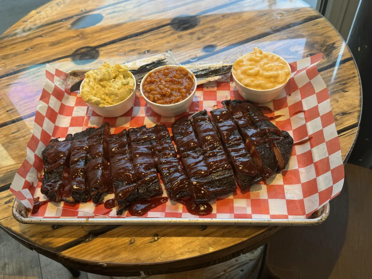 Blvd Bar BQ & Wings