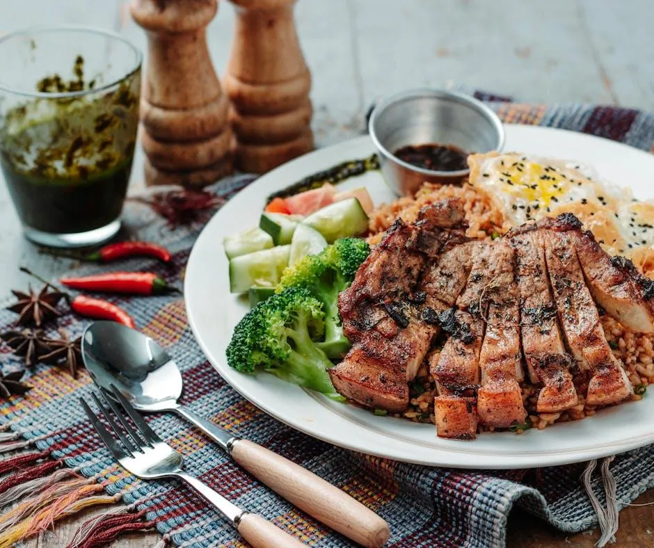 If you’re on the hunt for some mouthwatering BBQ specials on the Las Vegas Strip, look no further than Blvd Bar BQ & Wings. Nestled at 200 S Las Vegas Blvd, Las Vegas, Nevada 89109, this vibrant eatery offers a delicious array of BBQ dishes that will have your taste buds dancing. Whether you’re a local or just visiting, you won’t want to miss out on the incredible flavors and special offers waiting for you at Blvd Bar BQ & Wings!