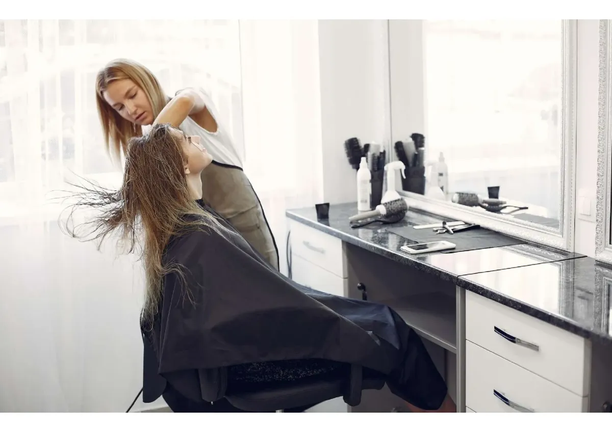 ROI: 38.13% - Why Miss Out on This Profitable Hair Salon For 299,000 USD?