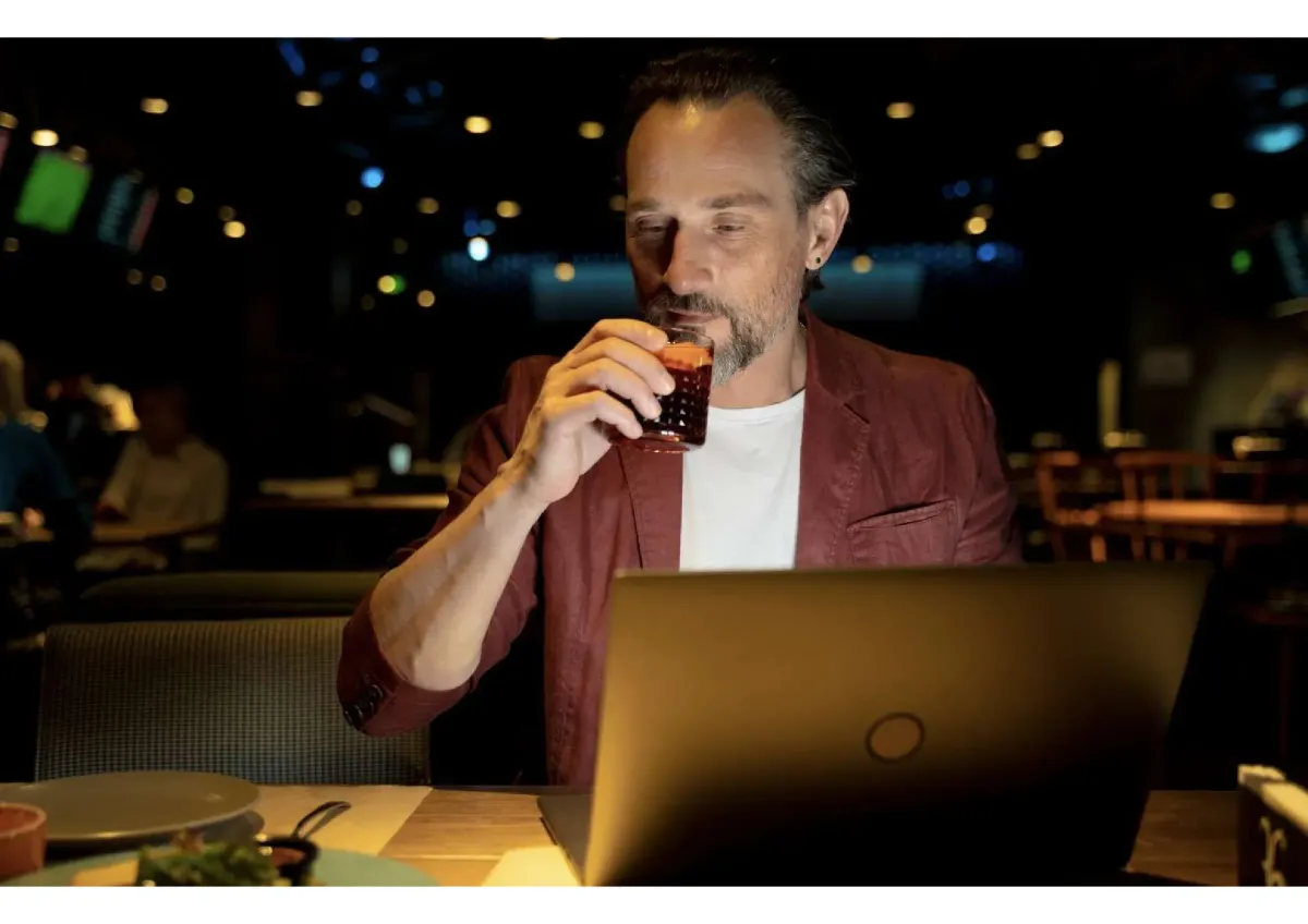 ROI: 37.36% - Thinking of Making a Profitable Investment? Why Not Buy a $599,000 Liquor-Related Business and Pave Your Way to a Green Card?