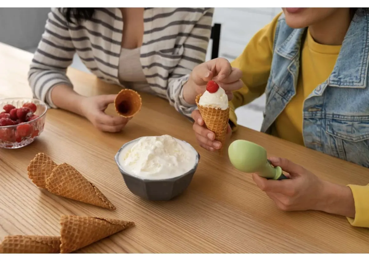 Desiring a Green Card? Here's Why You Should Invest in this Ice Cream/Yogurt/Ice Business!