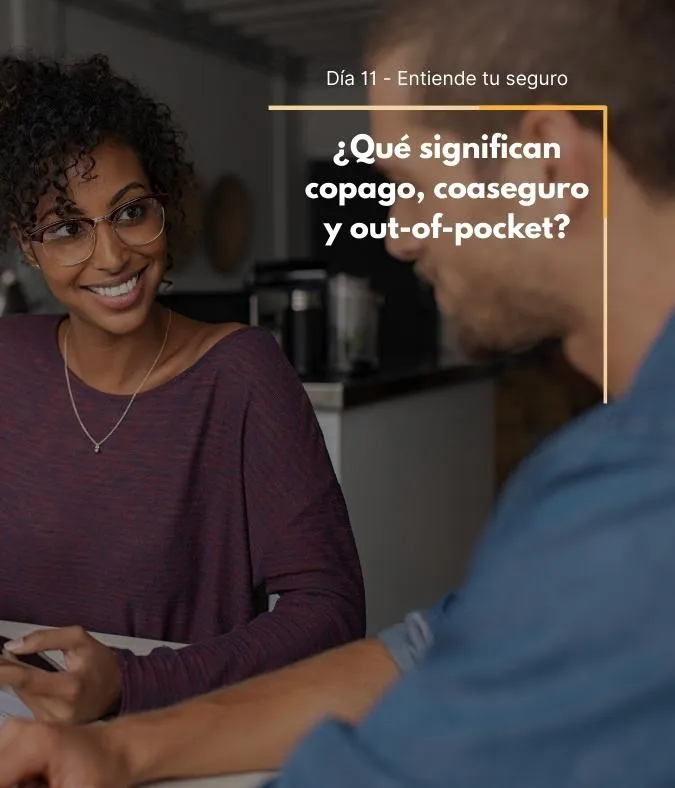 Pareja revisando su seguro medico