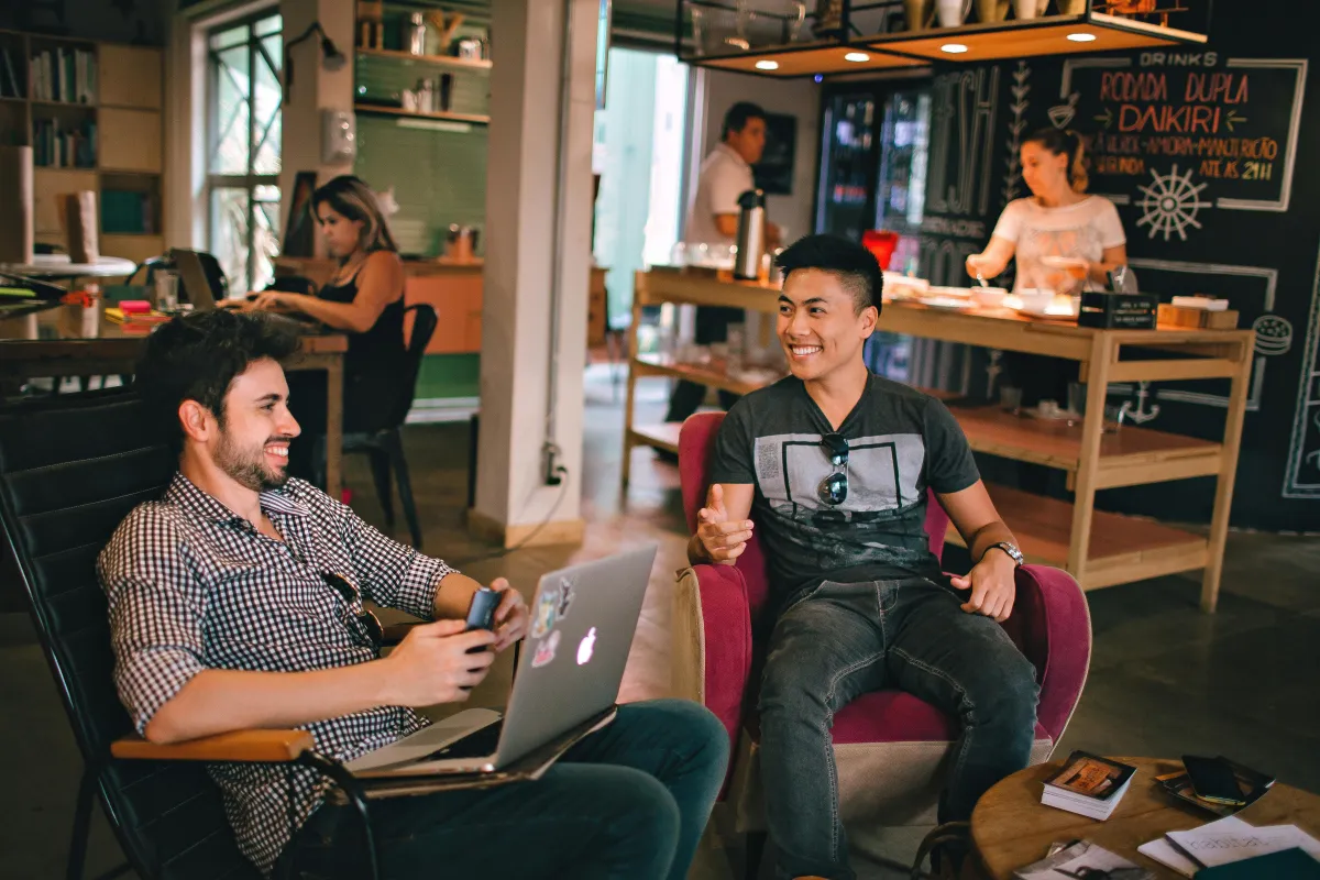 workers-in-office