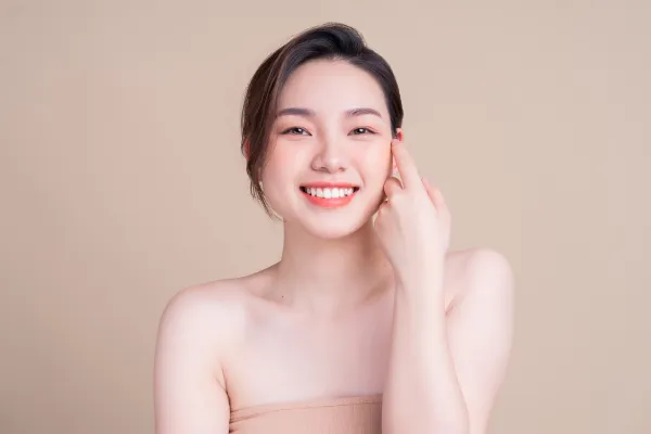 Top 7 Benefits of Learning Facial Treatment Skills
