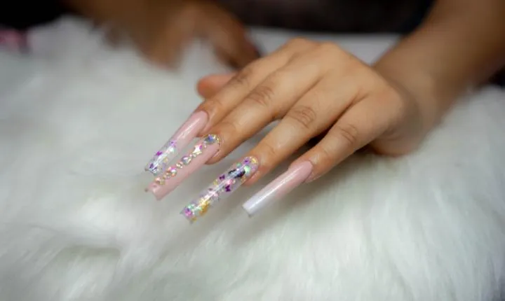 Top 10 Tips for Beginners in Nail Art: Mastering Acrylic Nails