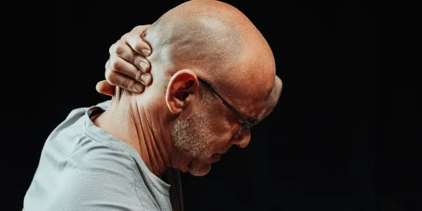 The Hidden Dangers of Neck Pain: Why You Shouldn’t Ignore the Warning Signs