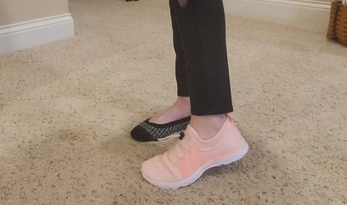 Aleader Women’s Mesh Slip-On Water Shoe review featuring breathable mesh material, slip-on design, and comfortable summer-ready style.