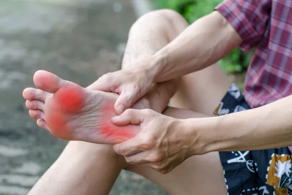 Stabbing Pain in Your Foot That Comes and Goes? Don’t Ignore It