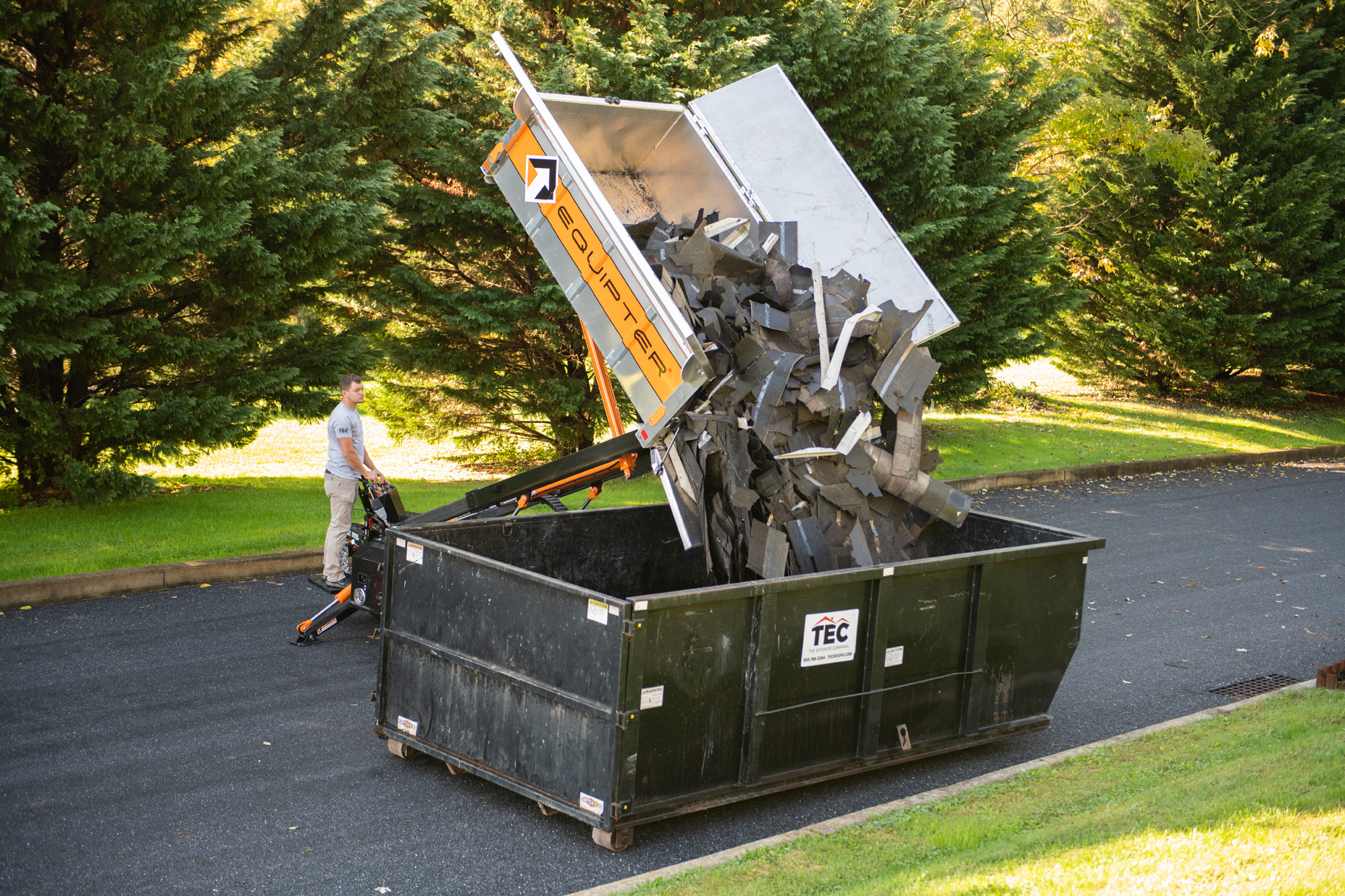 Dumping Debris From Equipter