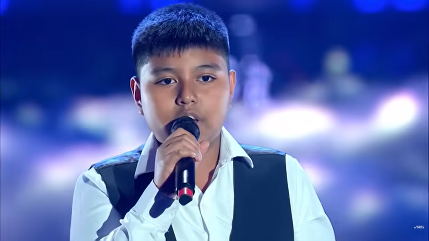 The Voice Kids Italy: 13-Year-Old Filipino Gets Four Chair Turns